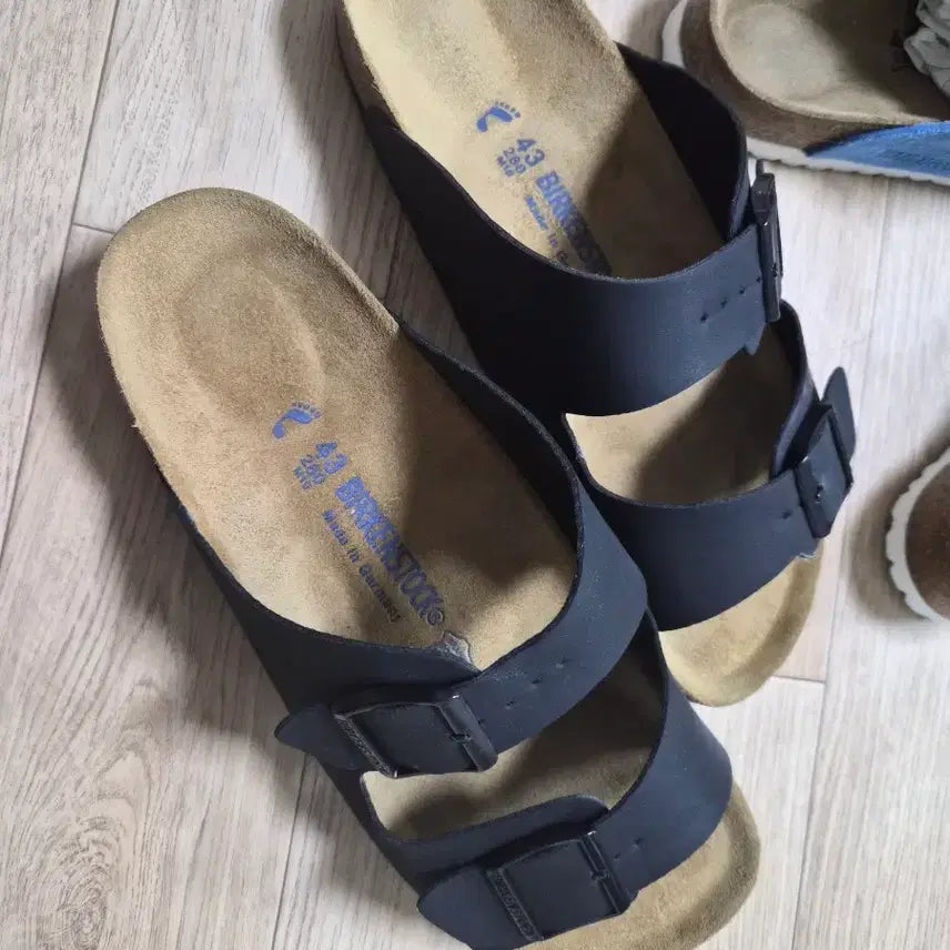 [BUNJANG] Birkenstock Arizona Black Sandals / [새상품] 43 버켄스탁 아리조나 블랙 280 (네로우)
