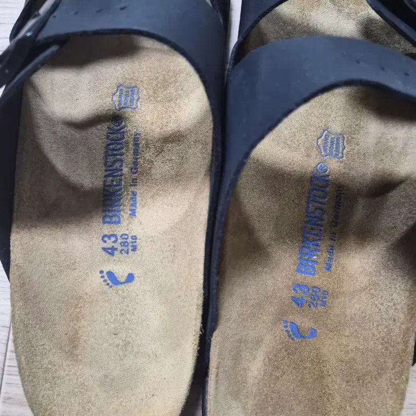 [BUNJANG] Birkenstock Arizona Black Sandals / [새상품] 43 버켄스탁 아리조나 블랙 280 (네로우)