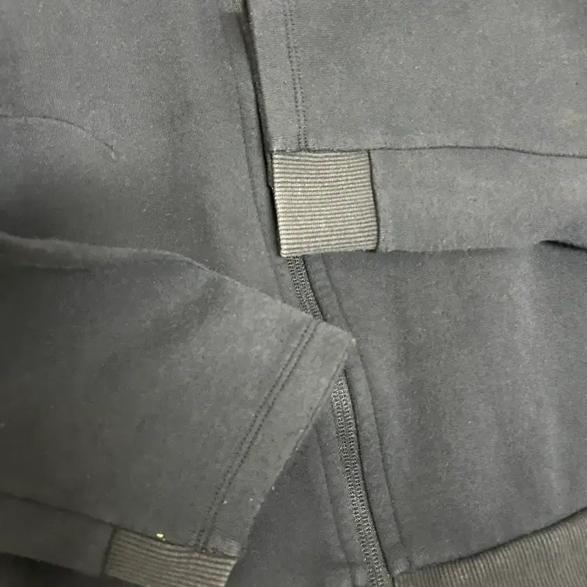 [SOLD OUT] 뉴발란스 후드집업 블랙 m