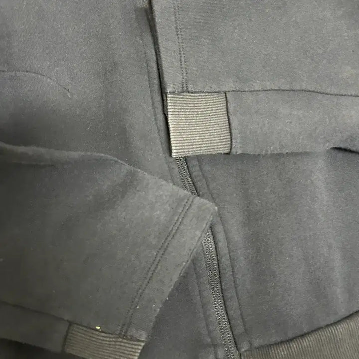 [SOLD OUT] 뉴발란스 후드집업 블랙 m