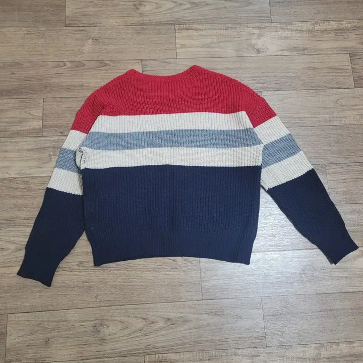 [SOLD OUT] (새상품)패션멀티 스트라이프 루스핏 가을겨울 니트 S