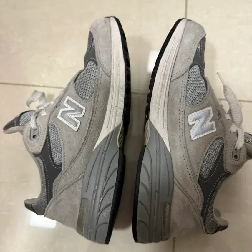 [BUNJANG] New Balance 993 Made in USA Grey D Wide 245mm / (W) 뉴발란스 993 메이드 인 USA 그레이 - D 와이드