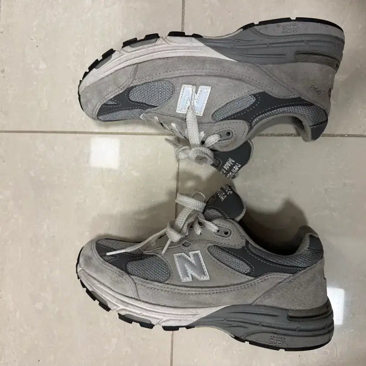 [BUNJANG] New Balance 993 Made in USA Grey D Wide 245mm / (W) 뉴발란스 993 메이드 인 USA 그레이 - D 와이드