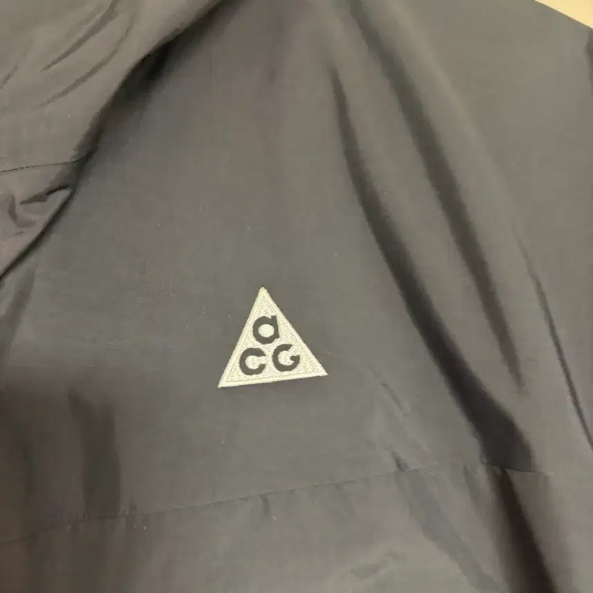 [SOLD OUT] (L) ACG 모르포 바람막이 최상급