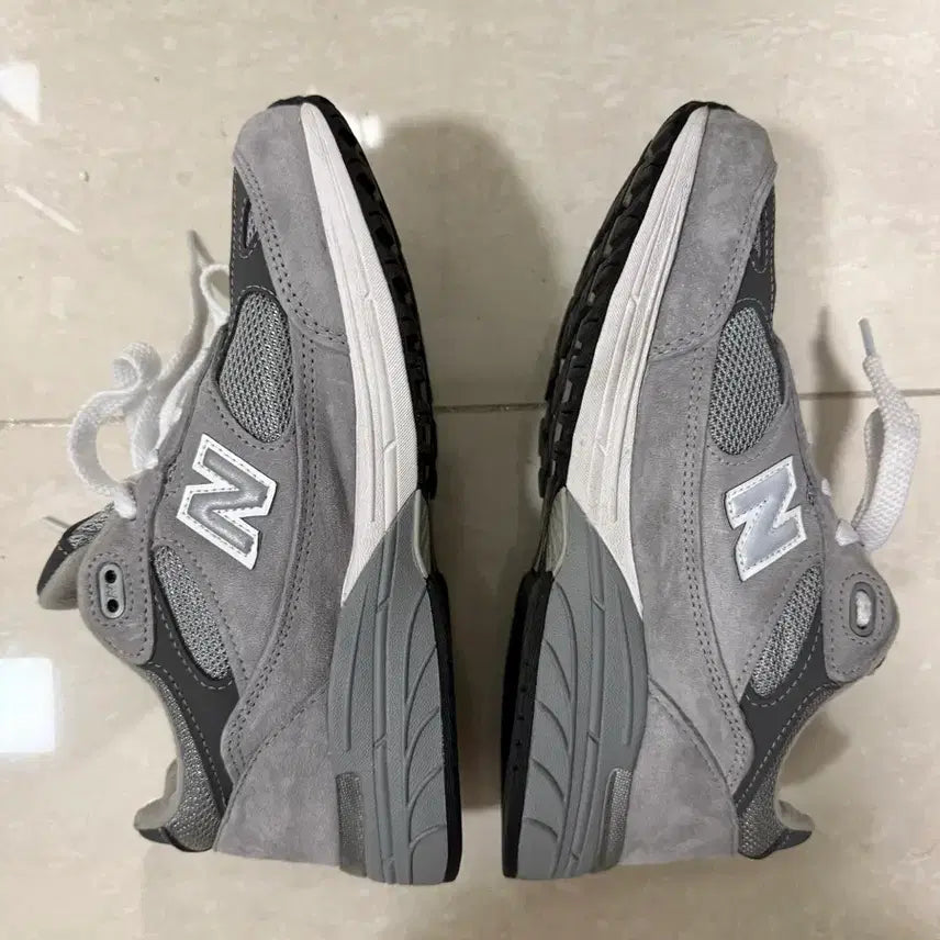 [BUNJANG] New Balance 993 Made in USA Grey 2E Running Shoes / (W) 뉴발란스 993 메이드 인 USA 그레이 - 2E