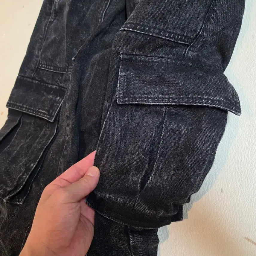 [BUNJANG] Juun.J Black Denim Cargo Jogger Pants / 준지 블랙 데님 카고 조거팬츠(48) 유아인바지 동일소재. 카고버전