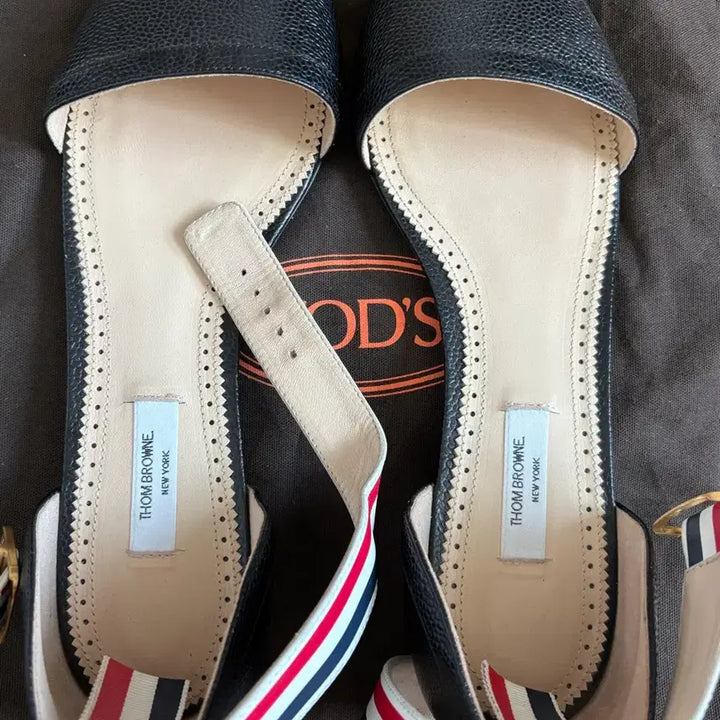 [BUNJANG] Thom Browne Black Pumps Sandals Women&
