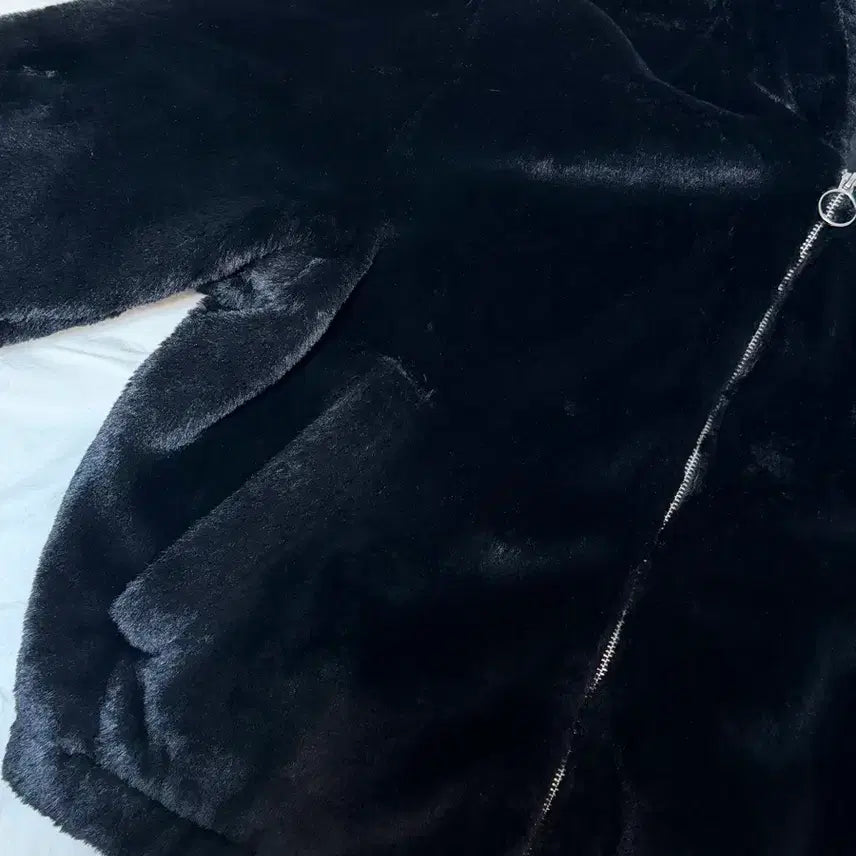 [BUNJANG] H&amp;M Faux Fur Hooded Zip-Up XL / H&amp;M 페이크 퍼 후드 집업