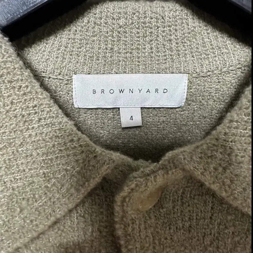 [BUNJANG] Brownyard Collar Cardigan Light Olive / 브라운야드 카라 가디건4 라이트 올리브