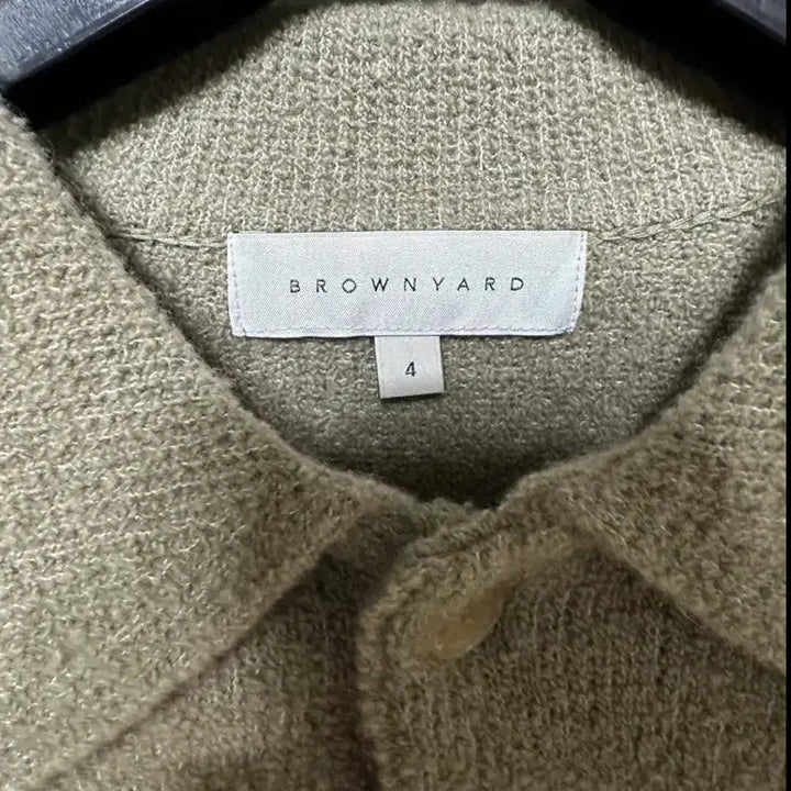 [BUNJANG] Brownyard Collar Cardigan Light Olive / 브라운야드 카라 가디건4 라이트 올리브