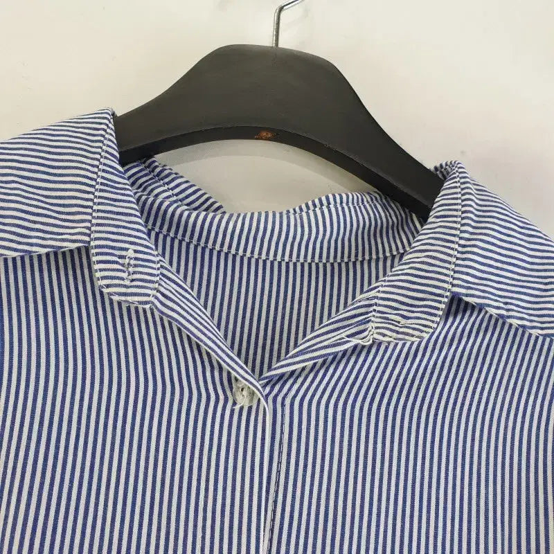 [BUNJANG] FREE Striped Shirt Light Blue / 여FREE 스트라이프 셔츠 라이트 블루 M6242