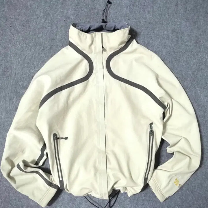[BUNJANG] Mountain Hardwear Conduit Jacket / 2000s Mountain hardwear conduit jacket