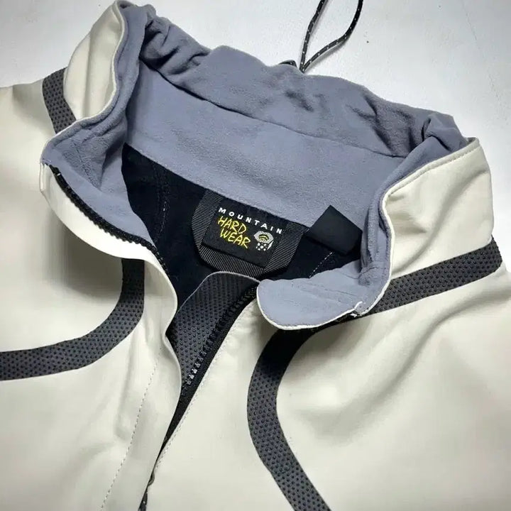 [BUNJANG] Mountain Hardwear Conduit Jacket / 2000s Mountain hardwear conduit jacket