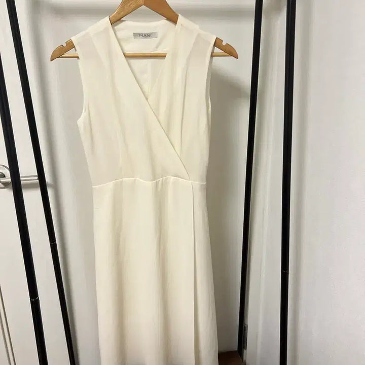 [BUNJANG] MANI Ivory Flare Midi Dress / 마니(MANI) 아이보리 플레어 원피스 1205