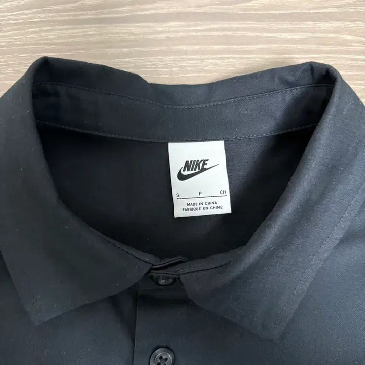 [BUNJANG] Nike Club Button Down Short Sleeve Top / [S] 나이키 클럽 버튼 다운 쇼츠 슬리브 탑