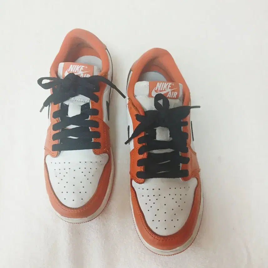 [SOLD OUT] (10)나이키에어스타피쉬235mm
