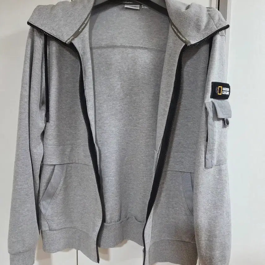 [BUNJANG] National Geographic Gray Hoodie M / 내셔널지오그래픽 그레이 후드집업 M(95)