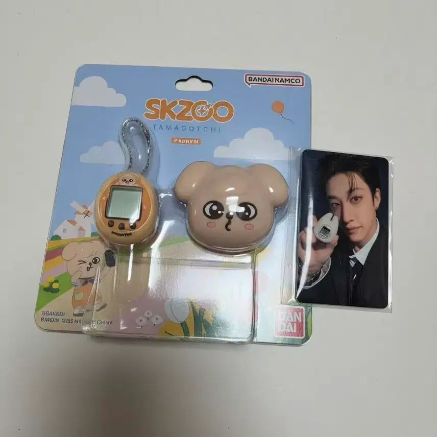 [BUNJANG] SKZOO Puppet Tamagotchi Photocard / SKZOO 타마고치 (+포토카드)