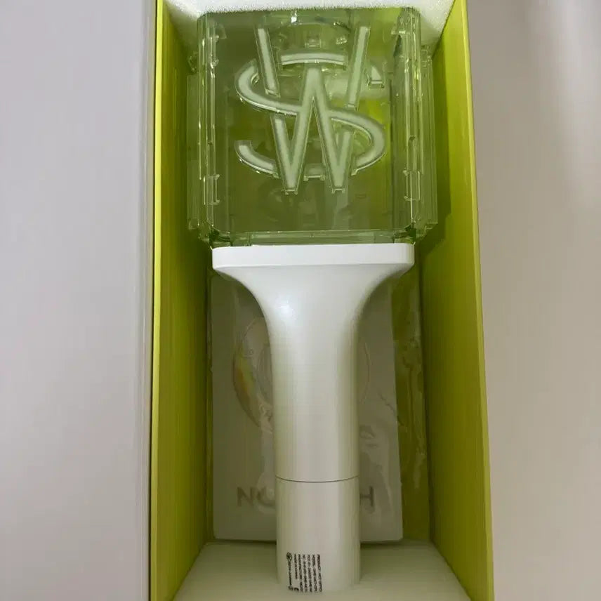 [BUNJANG] NCT WISH Official Light Stick / 엔시티 위시 응원봉 뉴믐 새상품 풀박 양도
