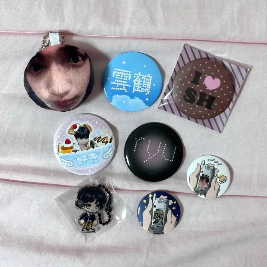 [SOLD OUT] 보넥도 핀버튼 핀뱃지 말랑이 키링