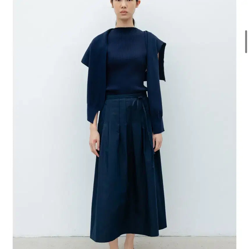 [BUNJANG] rrace Mock-Neck Knit with Shawl / 레이스 rrace Mock-Neck Knit 숄