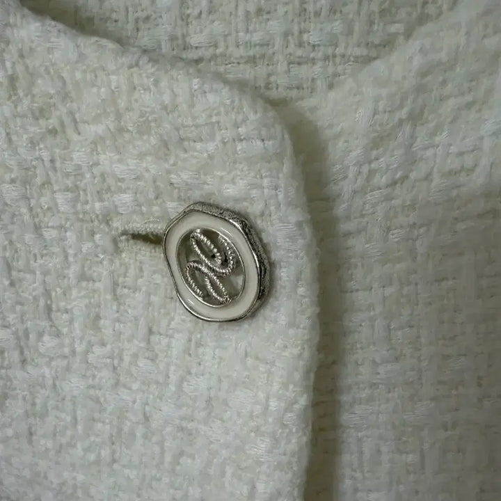 [BUNJANG] List Ivory Tweed Jacket (Size 55) / (택포) 리스트 list 아이보리 트위드자켓 55사이즈