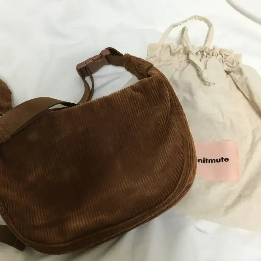 [BUNJANG] MinuteMute Clo Waist Corduroy Brown Bag / 미닛뮤트 클로웨이스트 코듀로이 브라운