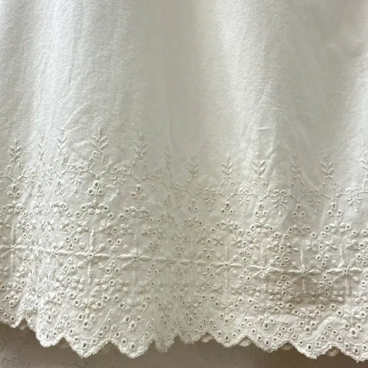 [BUNJANG] Vintage Cotton Pintuck Flower Lace Embroidered Skirt / 일본빈티지 코튼 핀턱 싸개버튼 플라워 레이스 자수 펀칭 디테일 스커트