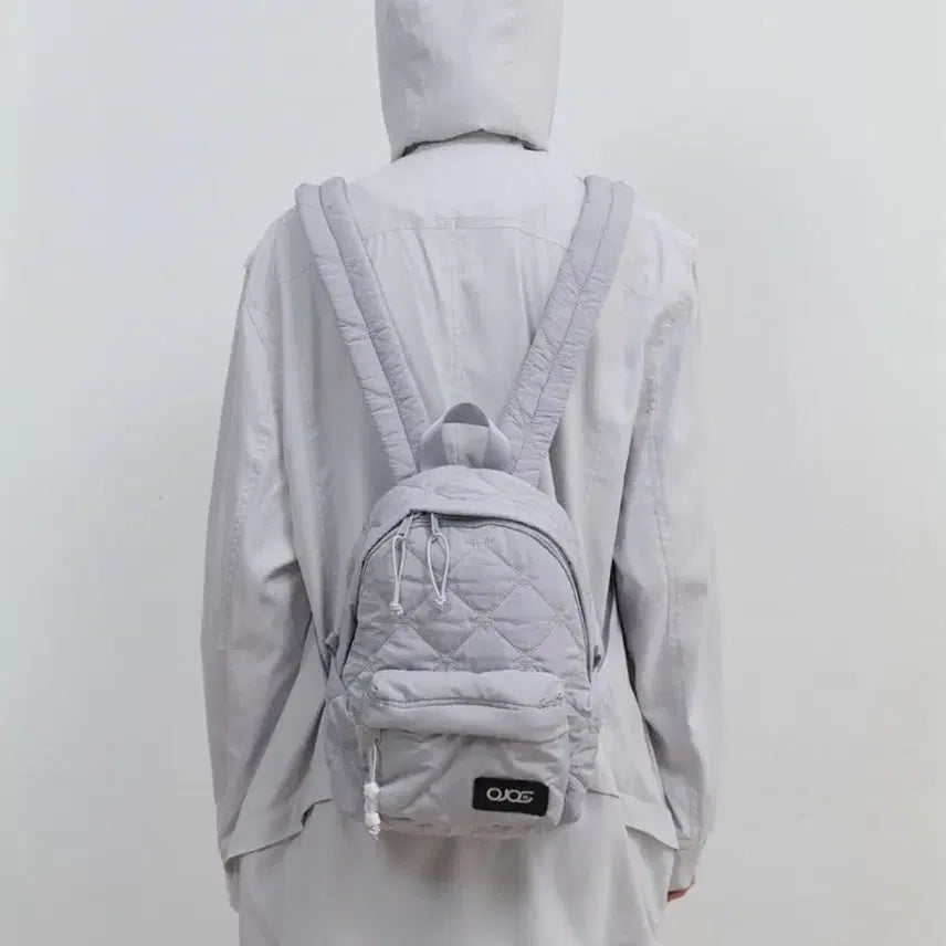 [BUNJANG] OHOS Starquilt Padded Backpack S Grey / 오호스 Starquilt Padded Backpack S / Grey