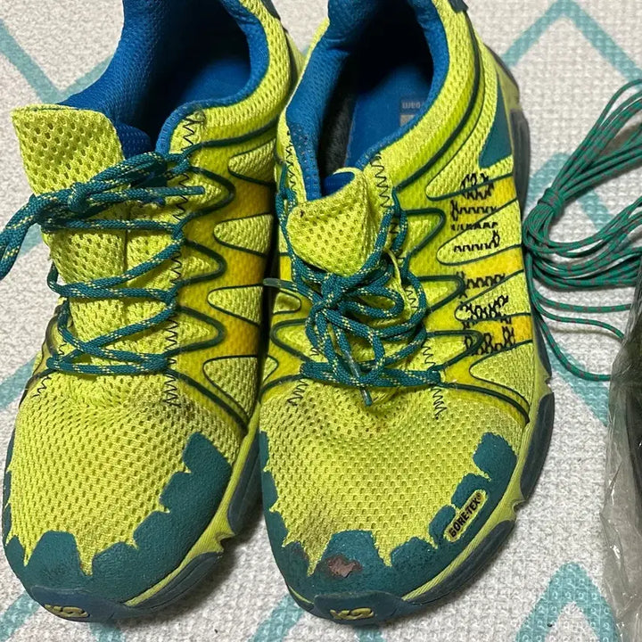 [BUNJANG] K2 Gore-Tex Hiking Boots 255mm / K2 고어텍스 등산화 255mm 2회착용