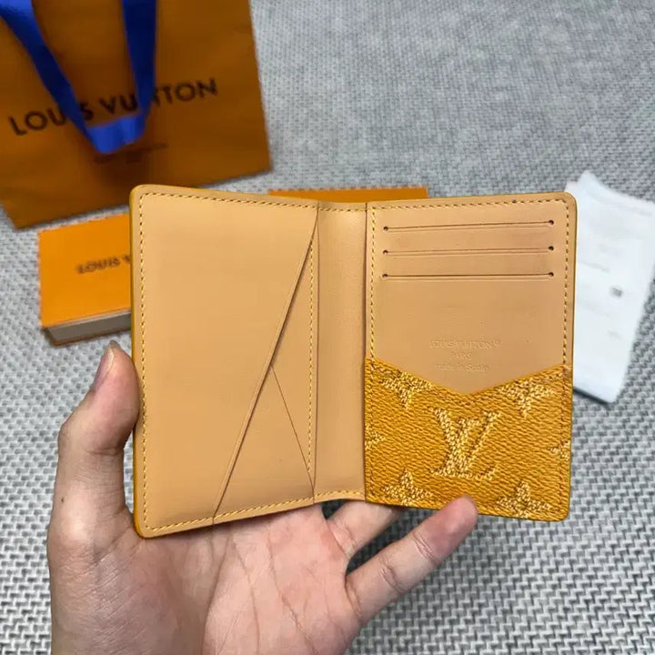 [SOLD OUT] [정품/새상품급] 루이비통 모노그램 헤리티지 오거나이저 지갑