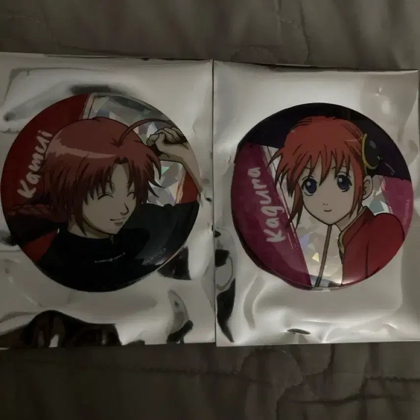 [BUNJANG] Gintama Kamui and Kagura Hologram Can Badge Bundle Set / 일괄) 은혼 삼젯 팝업 홀로그램 캔뱃지 카무이 카구라