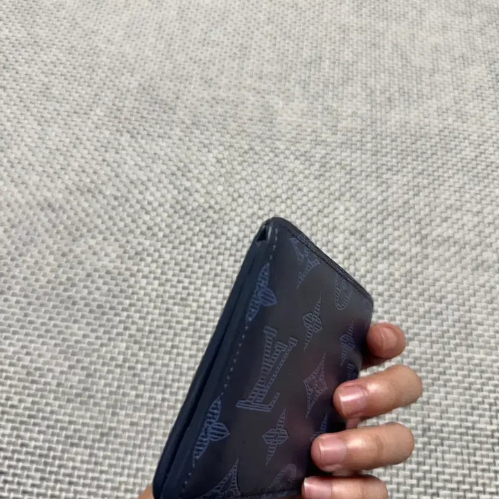[SOLD OUT] [정품] 루이비통 쉐도우 반지갑