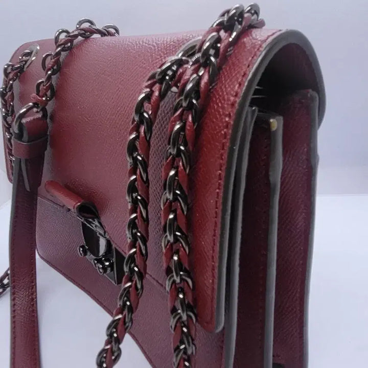 [BUNJANG] LOVCAT Chain Shoulder Bag / 레드 체인 숄더백/크로스백