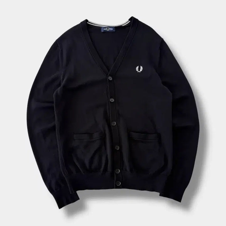 [BUNJANG] Fred Perry Loose Fit Black Classic Merino Wool Cardigan / 프레드페리 루즈핏 블랙 클래식 메리노 울 가디건