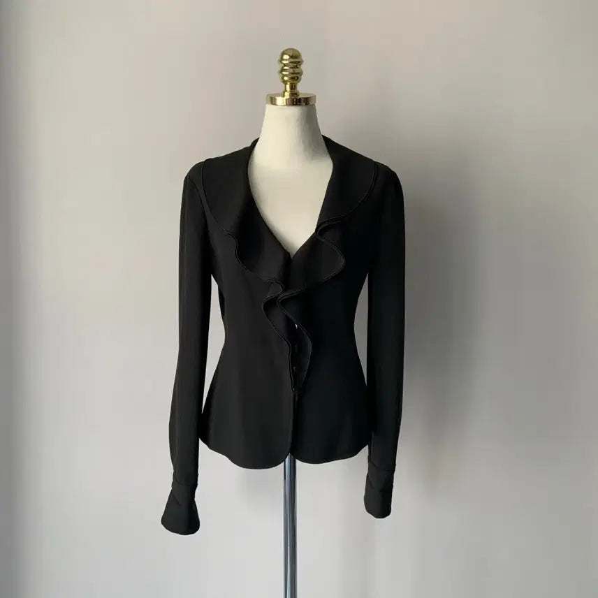 [SOLD OUT] 아르마니 꼴레지오니 블랙 자켓 38사이즈