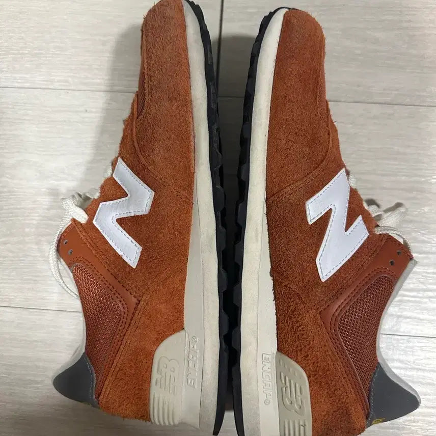 [SOLD OUT] 뉴발란스 574 오렌지