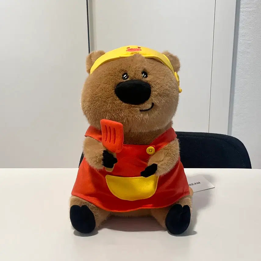 [BUNJANG] Kroket Shop Cokercgang Chef Otter Medium Plush / 고로케 가게 코커짱 요리사 앞치마 수달 중형 인형