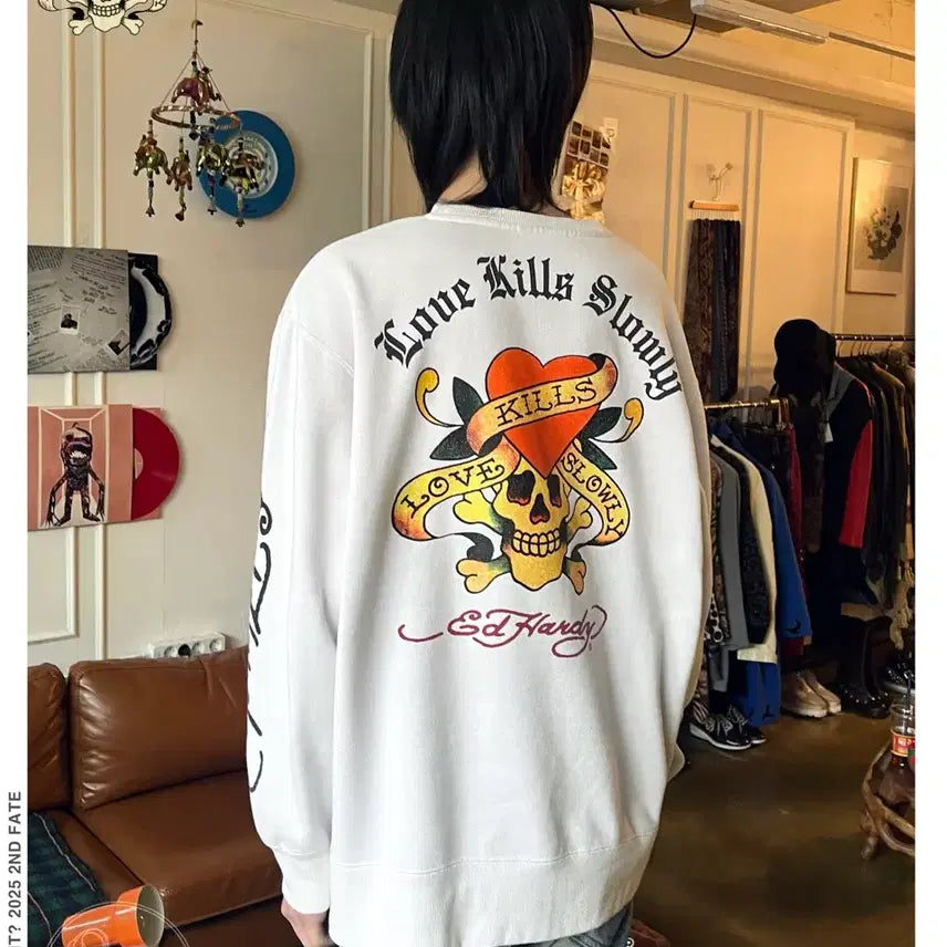 [SOLD OUT] 2000s ED Hardy 빈티지 오버사이즈 화이트 스웻셔츠 맨투맨