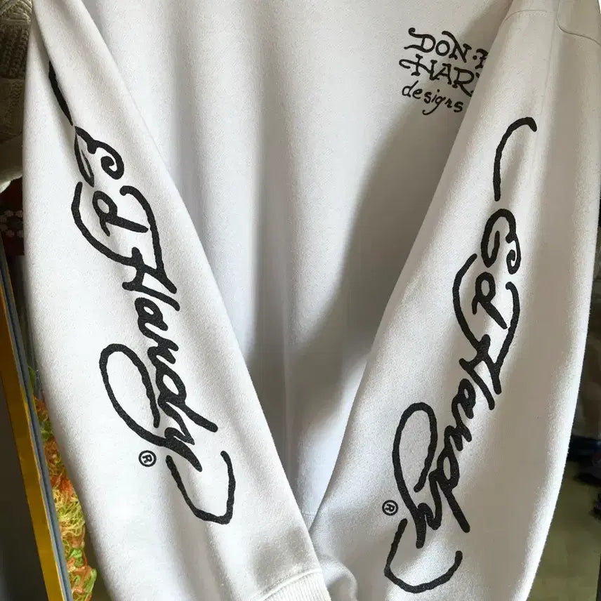 [SOLD OUT] 2000s ED Hardy 빈티지 오버사이즈 화이트 스웻셔츠 맨투맨