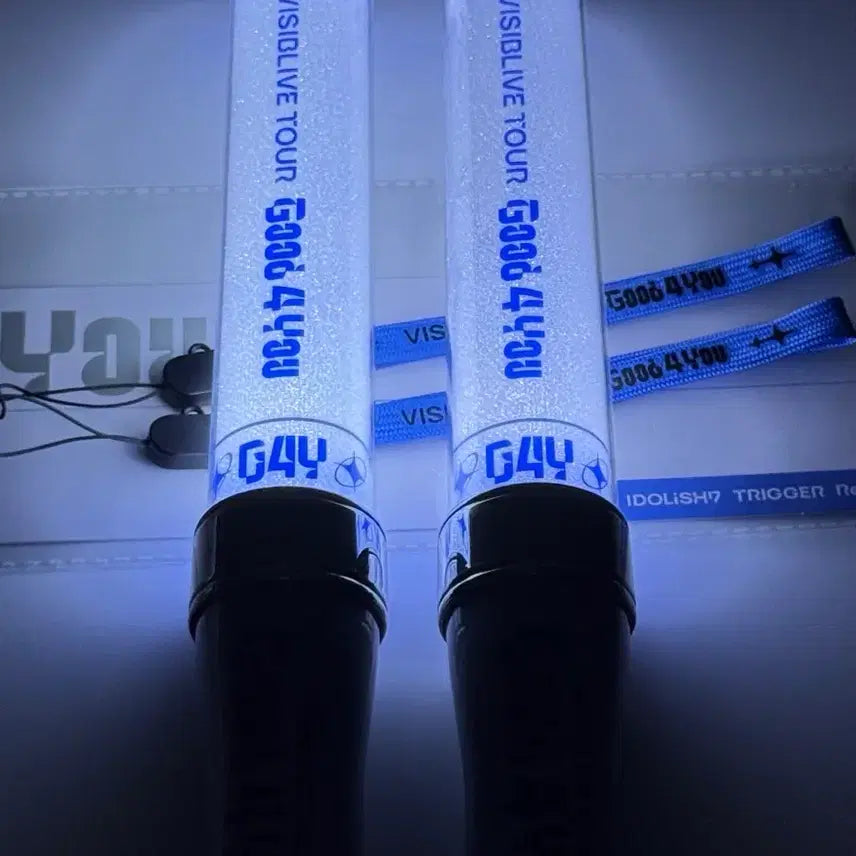 [BUNJANG] Good For You i7 Official Lightstick Bundle Set / 아이나나 굿포유 펜라이트 2개
