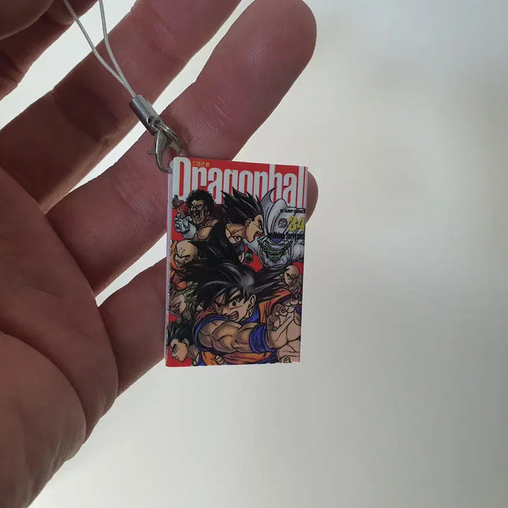 [BUNJANG] Dragon Ball Manga Cover Keychain and Dragon Ball Z Logo Sculpture / 드래곤볼 만화책 키링 비공식 굿즈 + 드래곤볼z로고