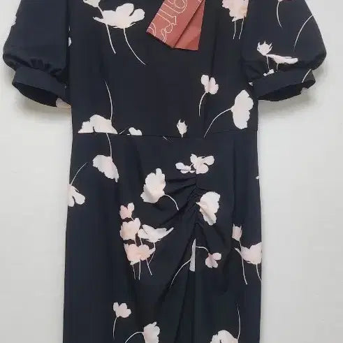 [BUNJANG] Max Mara Flower Pattern Black Midi Dress / 막스마라 플라워 패턴 블랙 원피스