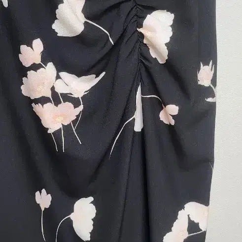 [BUNJANG] Max Mara Flower Pattern Black Midi Dress / 막스마라 플라워 패턴 블랙 원피스