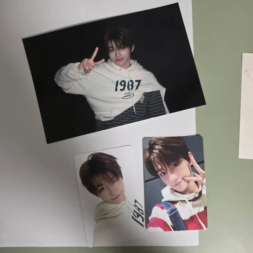 [SOLD OUT] 투어스 지훈 포카+인화사진