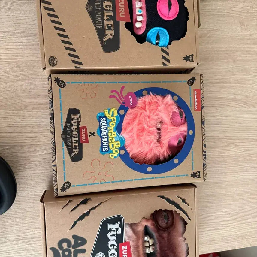 [BUNJANG] Pugler Genuine 23cm Set (Includes Patches, Elicatz, etc.) / 퍼글러 정품 23cm 3개(뚱이,엘리켓츠,등등)