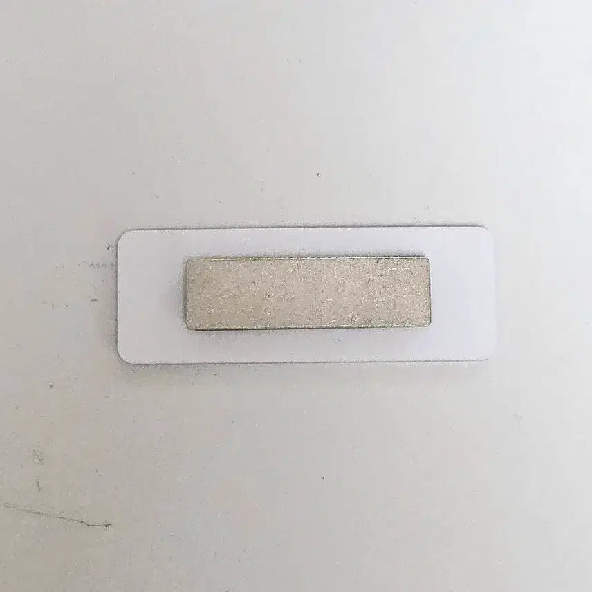 [BUNJANG] Seventeen Going Seventeen Official Name Tag / 세븐틴 고잉세븐틴 공굿 명찰 양도