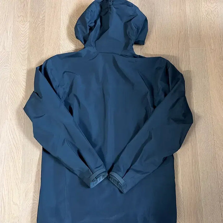 [SOLD OUT] [L] 아크테릭스 베타 It 블랙