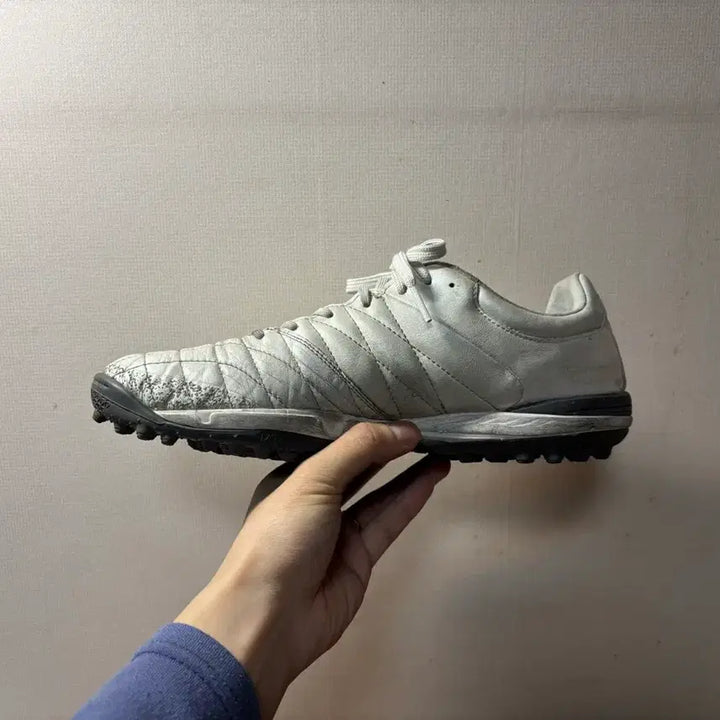[SOLD OUT] [265] 아슬레타 A005 TF 풋살화