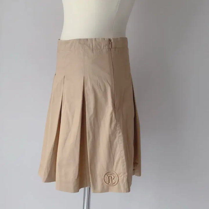 [BUNJANG] Burberry Kids Beige Skirt 12Y / 25 버버리 키즈 베이지 치마 12Y